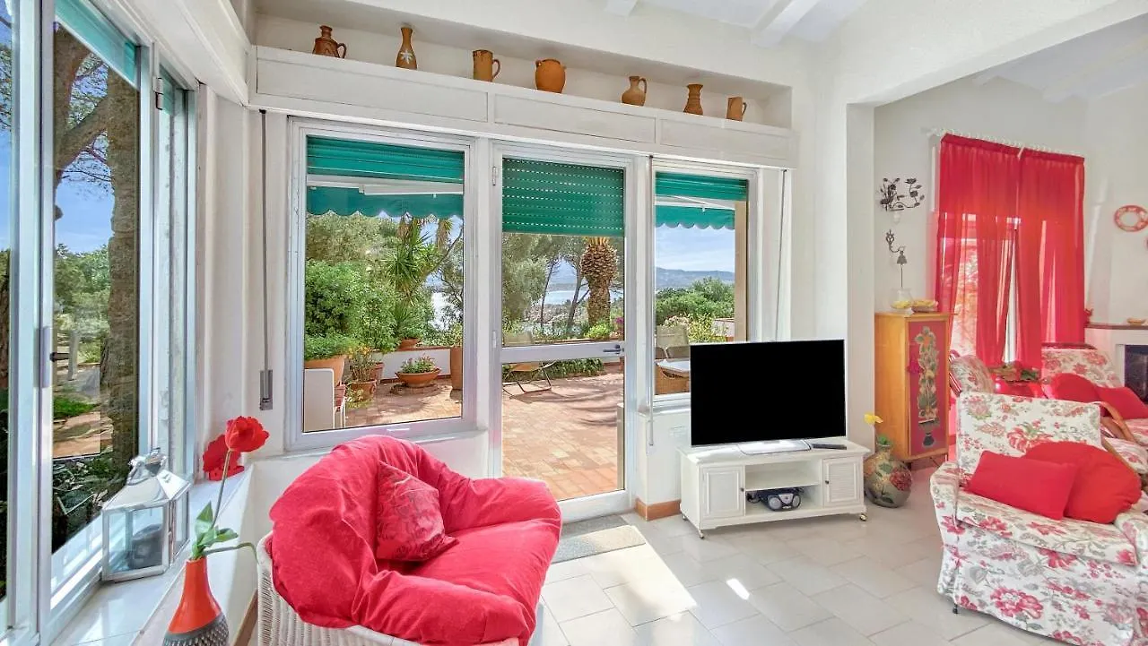 Villa Susy Al Mare La Maddalena  La Maddalena (Sassari)