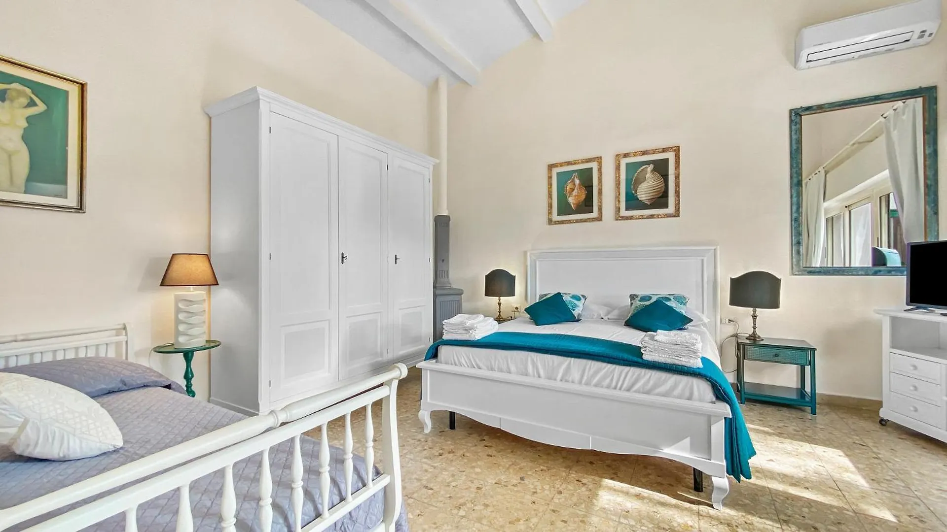 Villa Susy Al Mare La Maddalena   La Maddalena (Sassari)